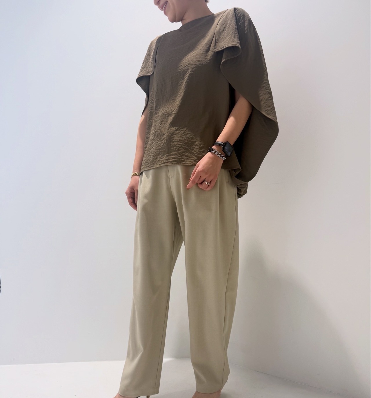 シニオン CHIGNON ｹｰﾌﾟﾊﾞﾙｰﾝBL