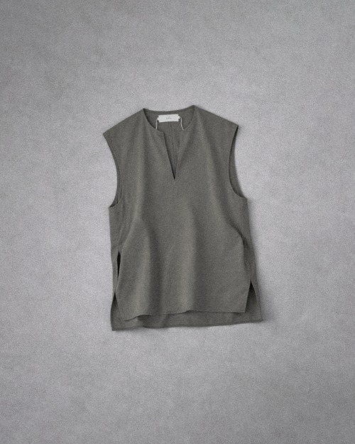 T4 / GREYSH KHAKI