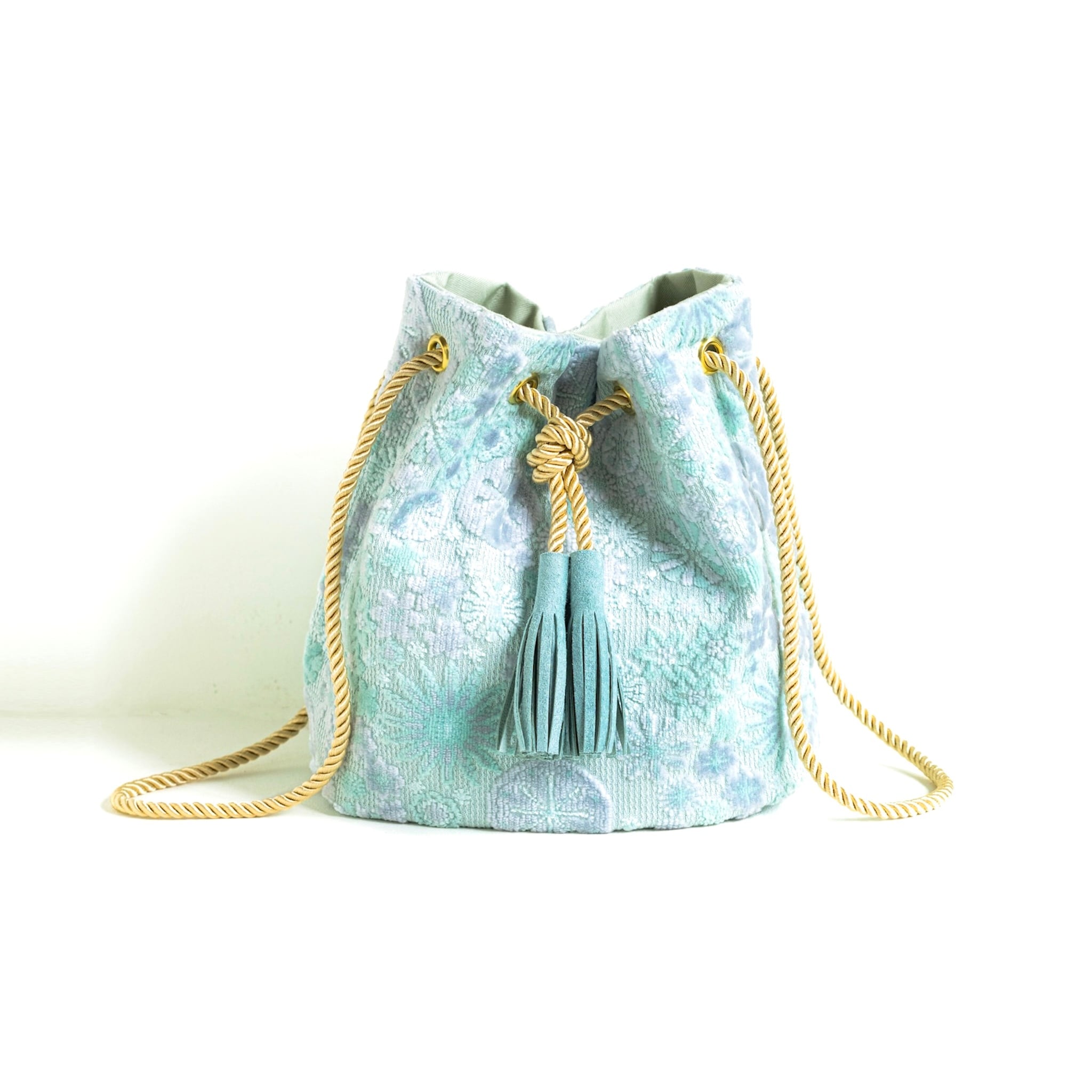 PUPU LAUKKU ププラウック