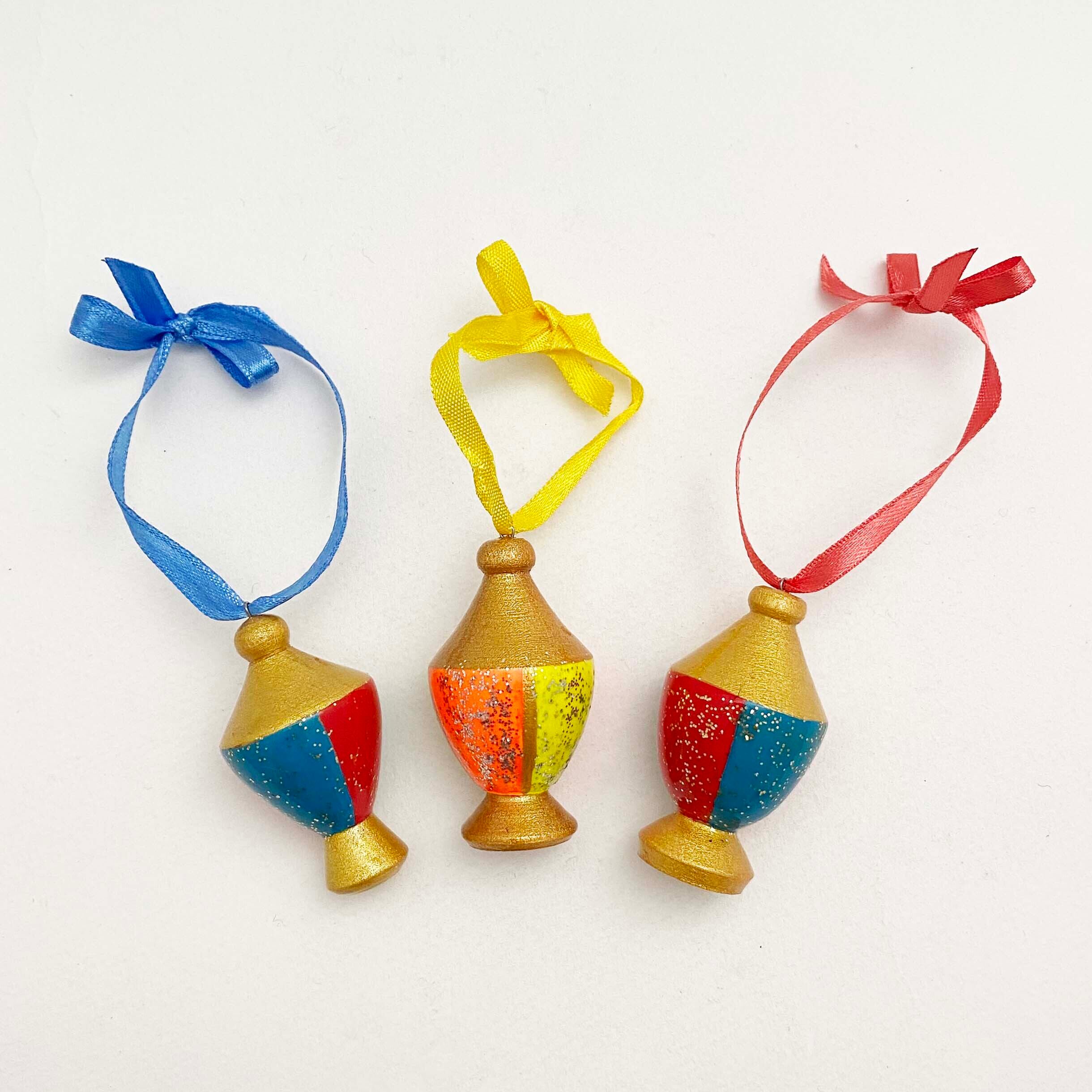 ランプのオーナメント