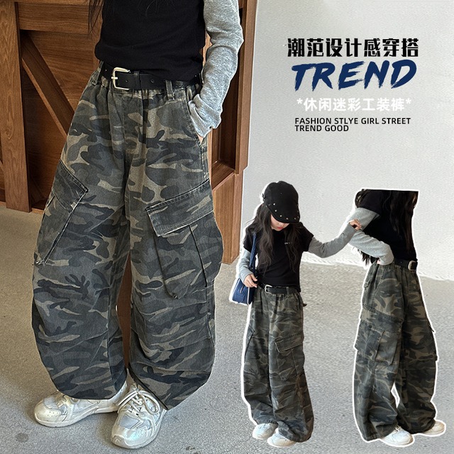 kids 迷彩カーゴパンツ