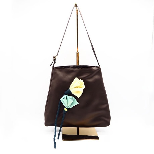 DEMODEE　SATIN FLOWER BAG  BROWN