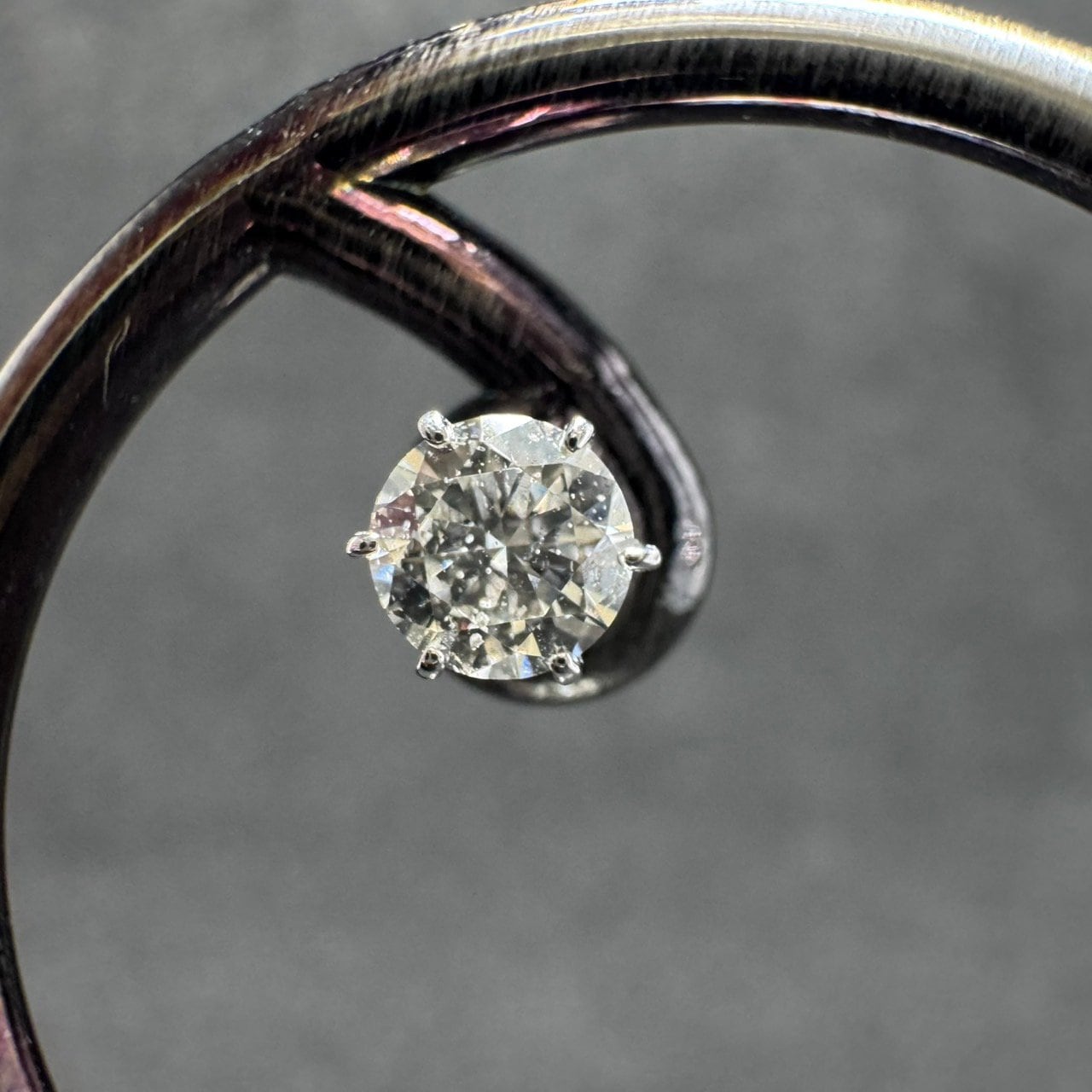 Pt900 0.628ct 一粒ダイヤモンド スタッド ピアス | カオキ