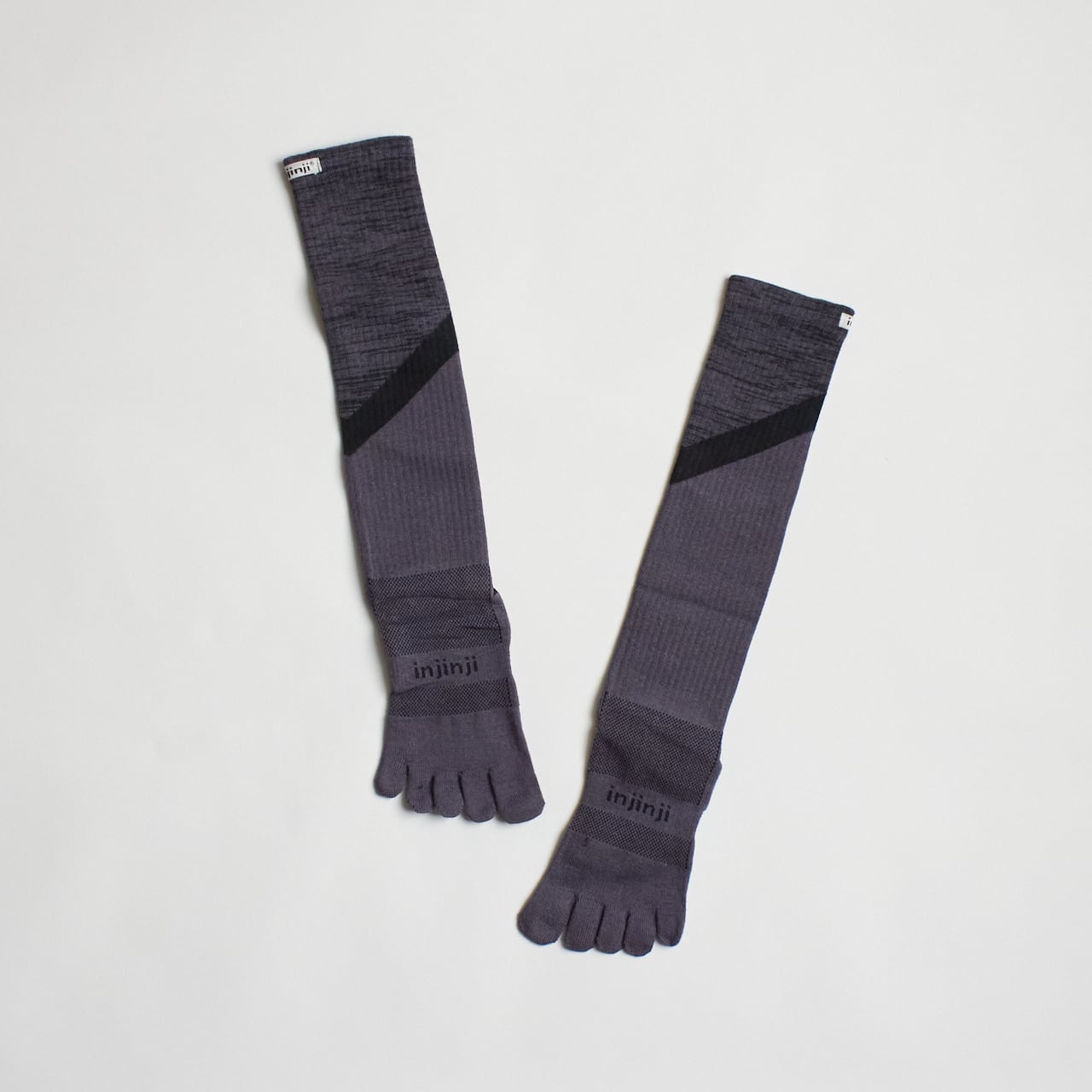 injinji(インジンジ) トレイルミッドウェイト OTC(オーバーザカフ)グラナイト(GNT)  5本指ソックス