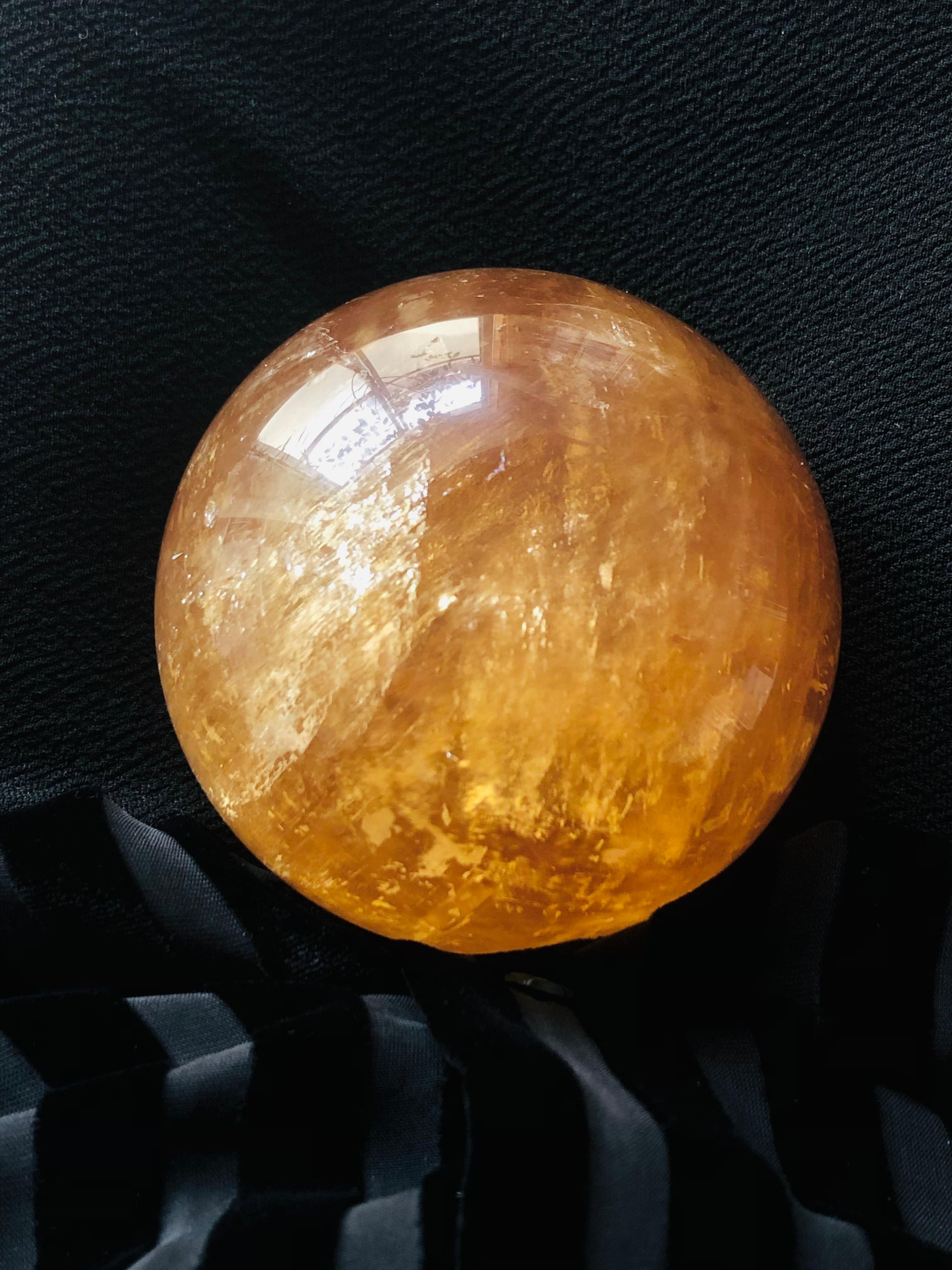 虹水晶　 希少丸玉　800g 虹水晶 希少丸玉800g