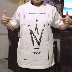 【完全受注生産】【LIVE NOW】NISSEファイトTシャツ/クガニミチブシ/白