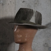 【HeArT&Co. (ハートアンドコー)】チェコ メデューサベル スパイラル柄