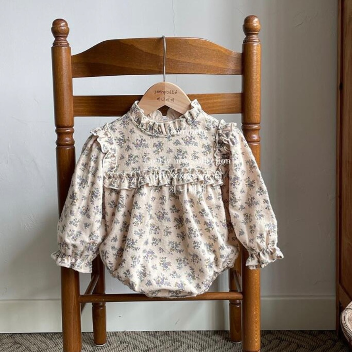 Flower Rumpers 【即納】 girly flower rompers / ガーリー フラワーロンパース | 全品即納|韓国子供服 - Boo closet