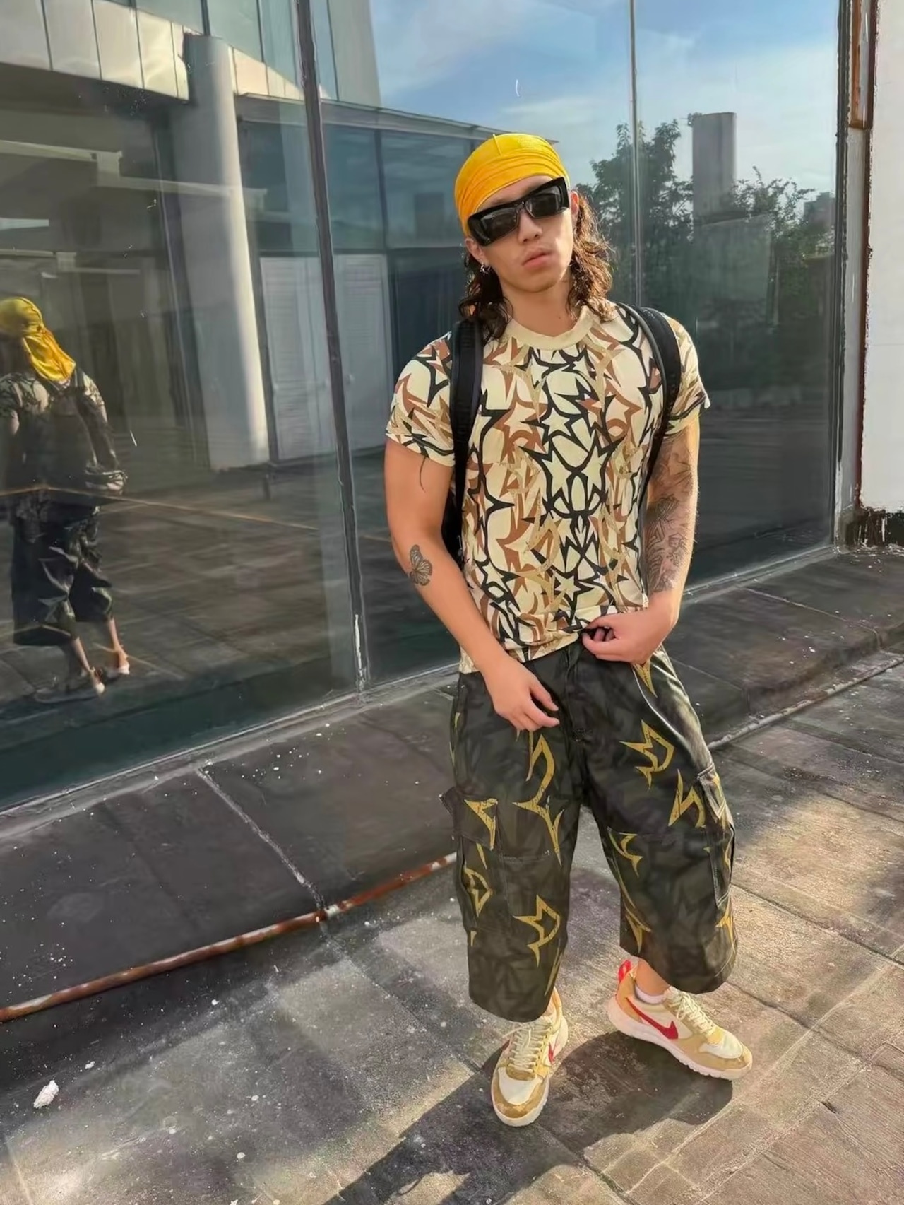 【TecNineGroup】THORN STAR CROPPED PANTS