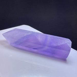 4.希少カラー・すみれ色フローライトポイント
