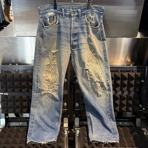 Vintage LEVI’S BIGE 501