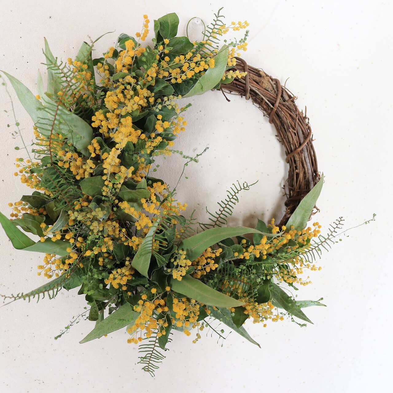 4.ミモザハーフリース wreath「春の約束」№４ ミモザのキウイつるリース ドライフラワー