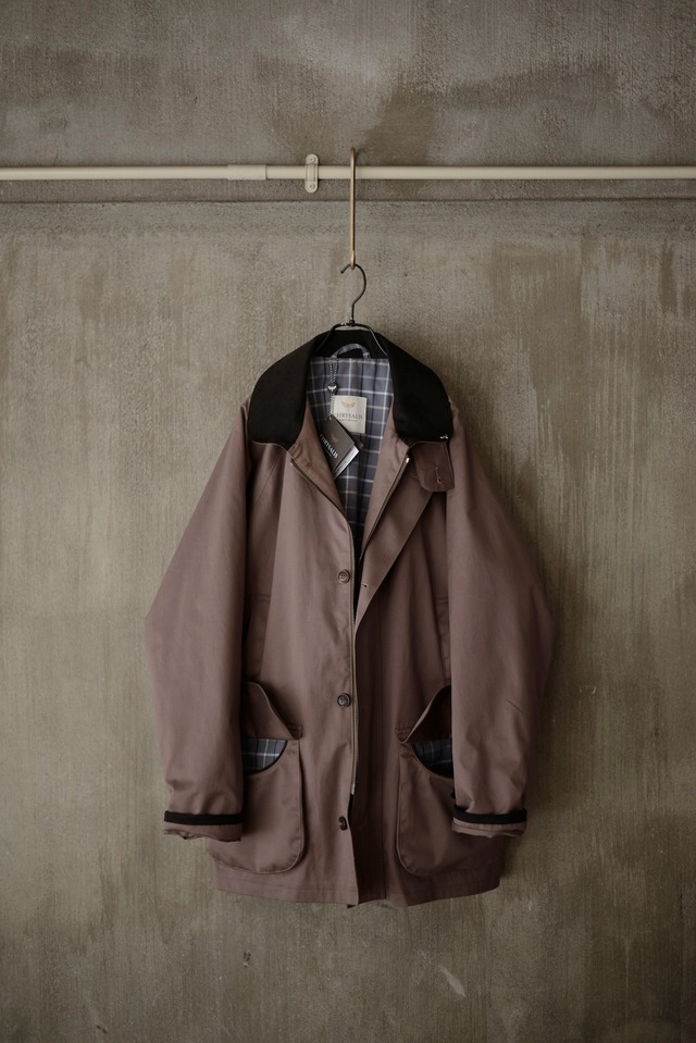 CHRYSALIS / exclusive for tatazmaiizumai /cotton gabardine field half coat color / nuance Greige