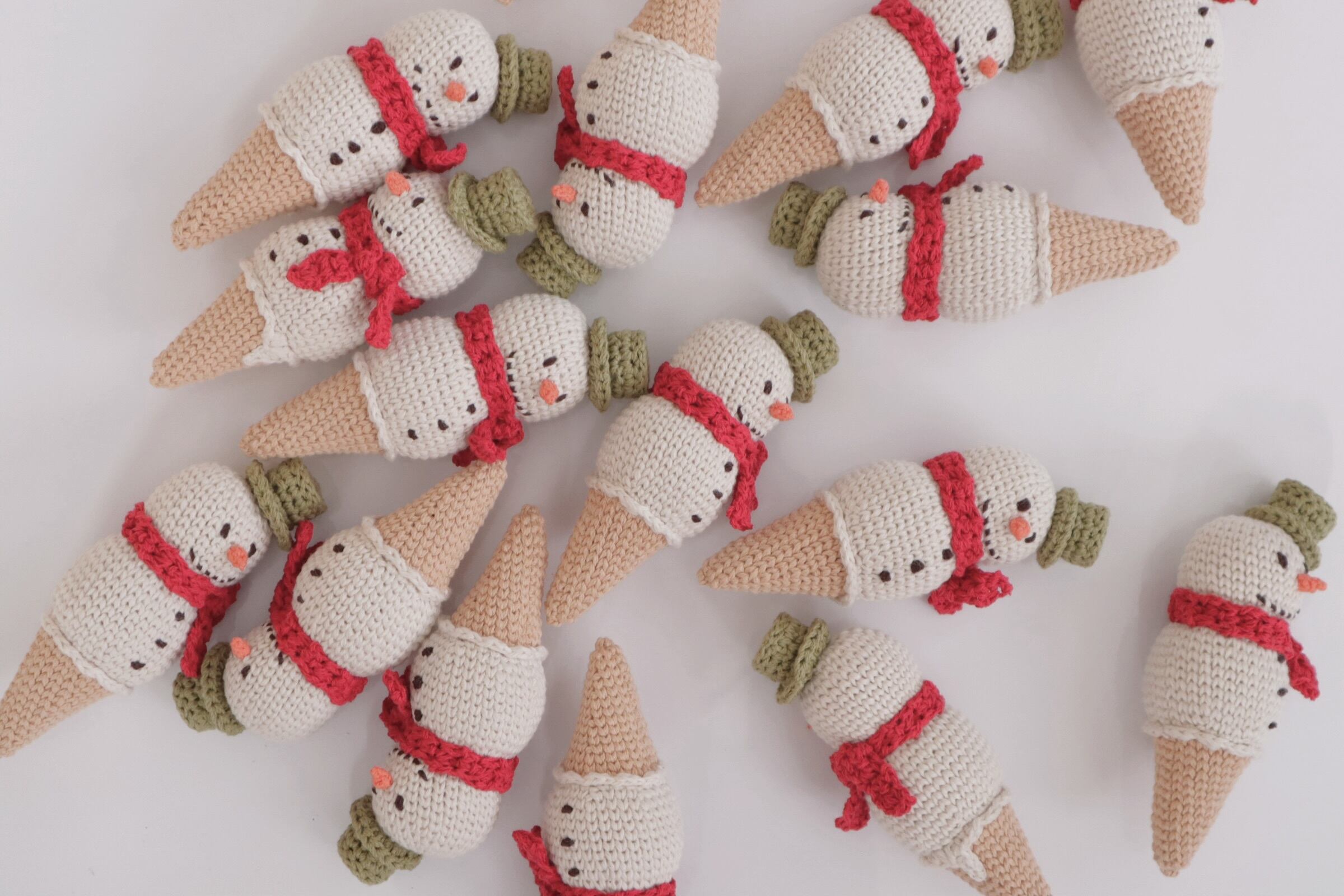 雪だるまラトル