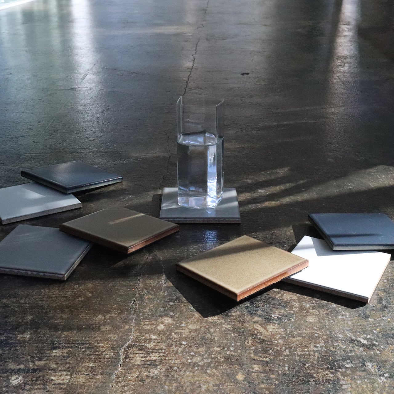 NOON TOO SOON 陶板敷物 | NONE TOO SOON LIFE & OBJECT