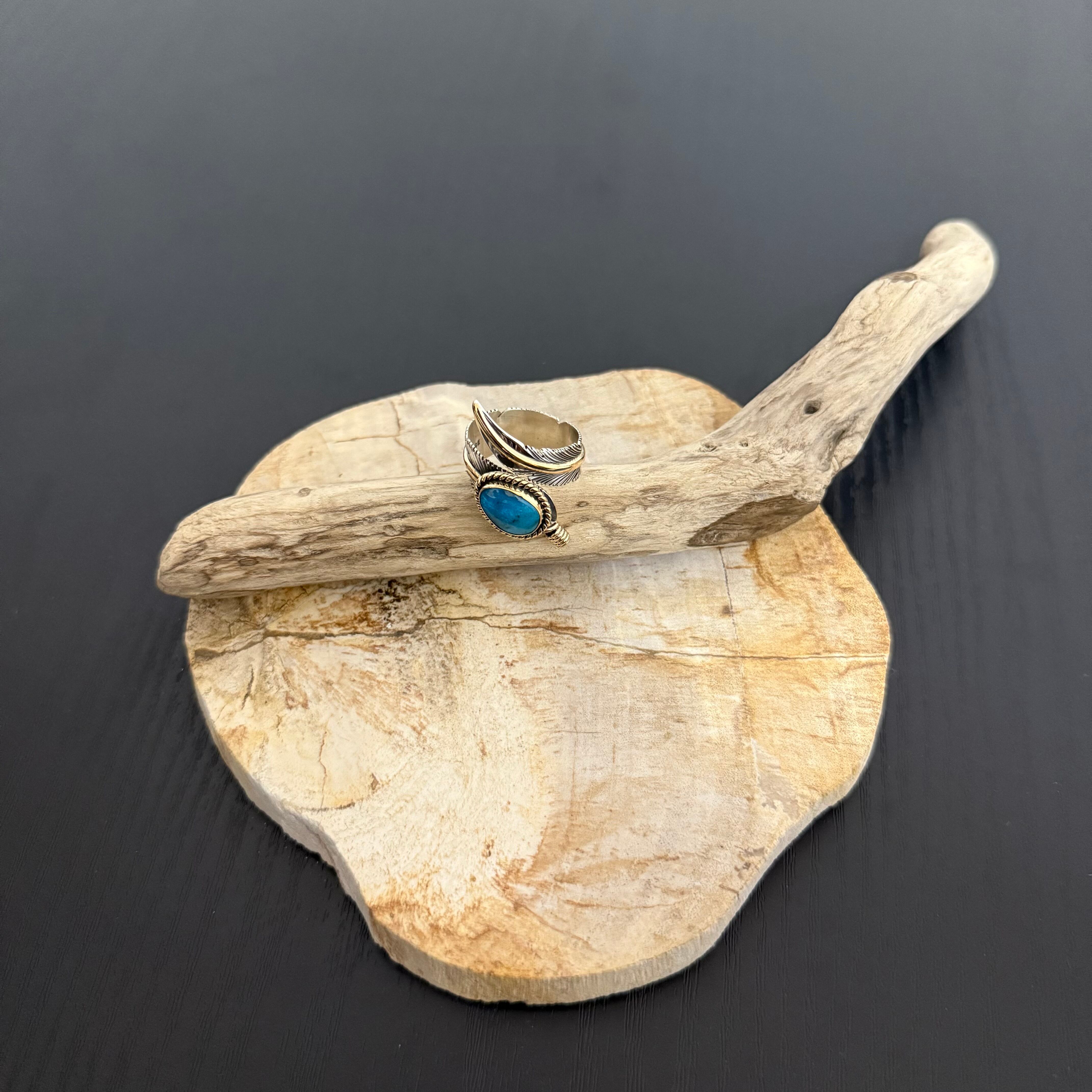 ハーヴィーメイス 12KGF フェザー リング | HEEERO 【インディアン