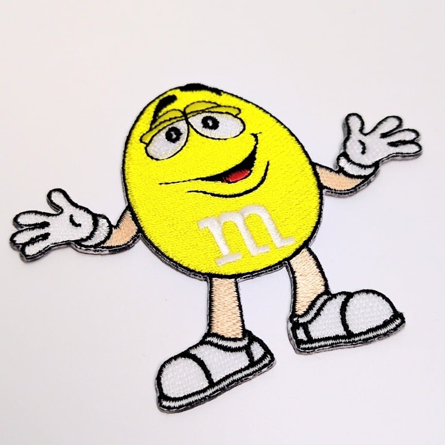 送料無料！ ★刺繍アイロンワッペン★【 M&M's ( エムアンドエムズ ) イエロー 】 〚アメリカン雑貨 アメトイ〛