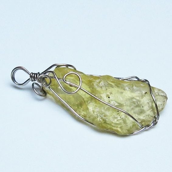 リビアングラス ペンダント 一点物 メール便可 112-13727