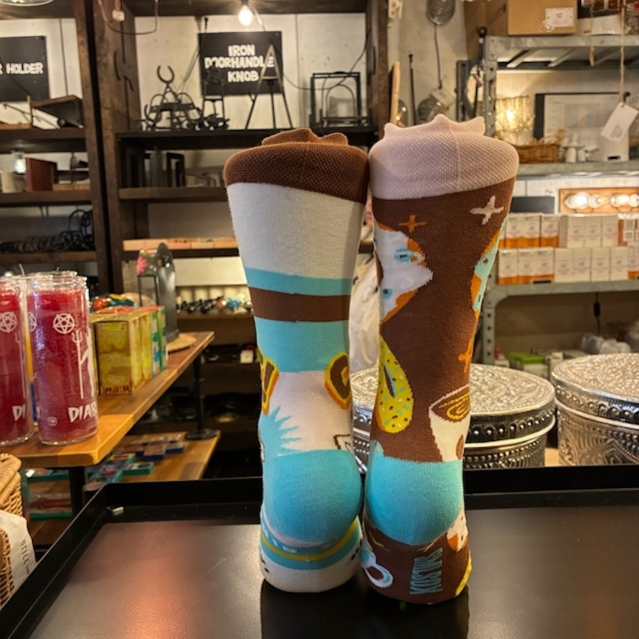 TOPANGA SOCKS Lady's　Asymmetry Socks Coffee and Donuts　アシンメトリーソックス　コーヒー＆ドーナツ　靴下　レディース　クルーソックス　
