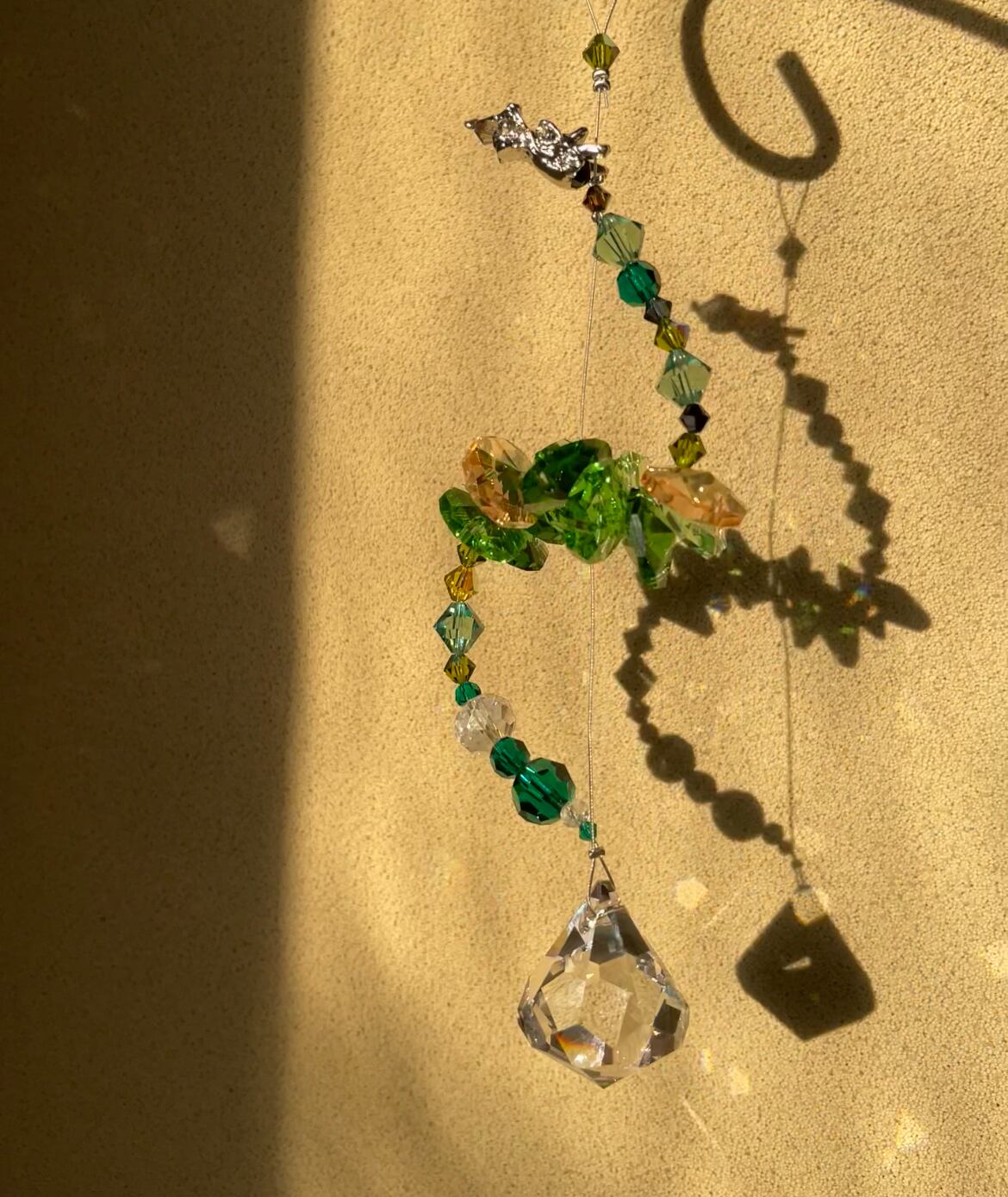 龍神サンキャッチャー 新・龍神サンキャッチャー（昇り龍・シルバー） | Crystal