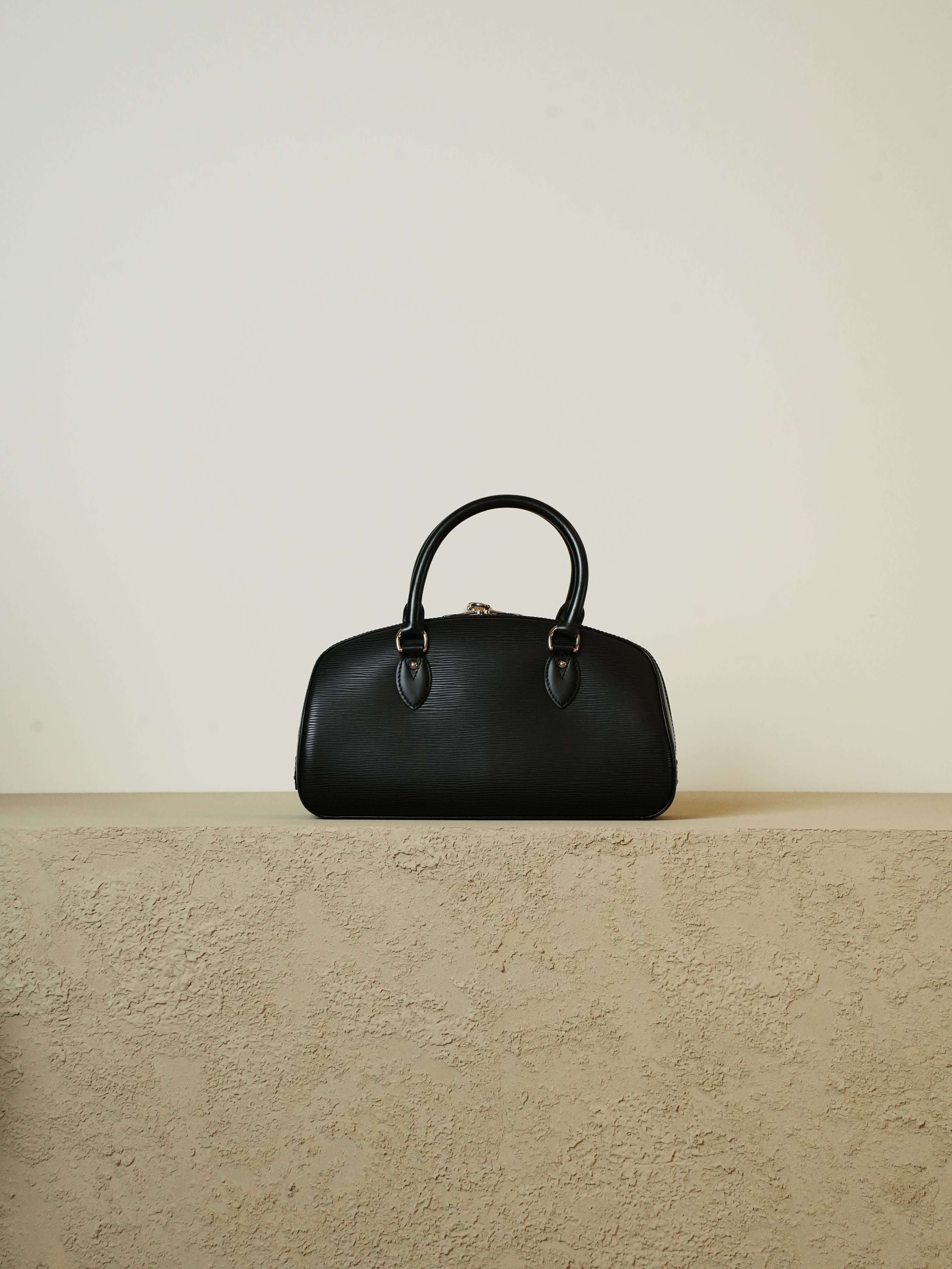 LOUIS VUITTON ルイ・ヴィトン エピ ジャスミン ハンドバッグ | Raum