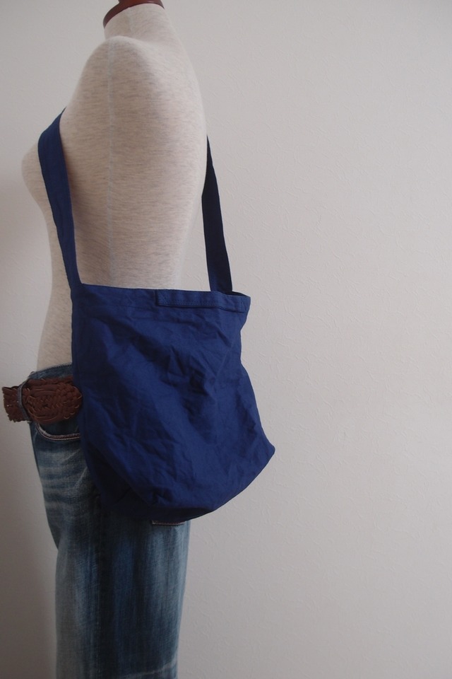 light shoulder bag (blue dur)