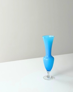 french vintage vase　/　blue opaline glass blue  ステム付きフラワーベース