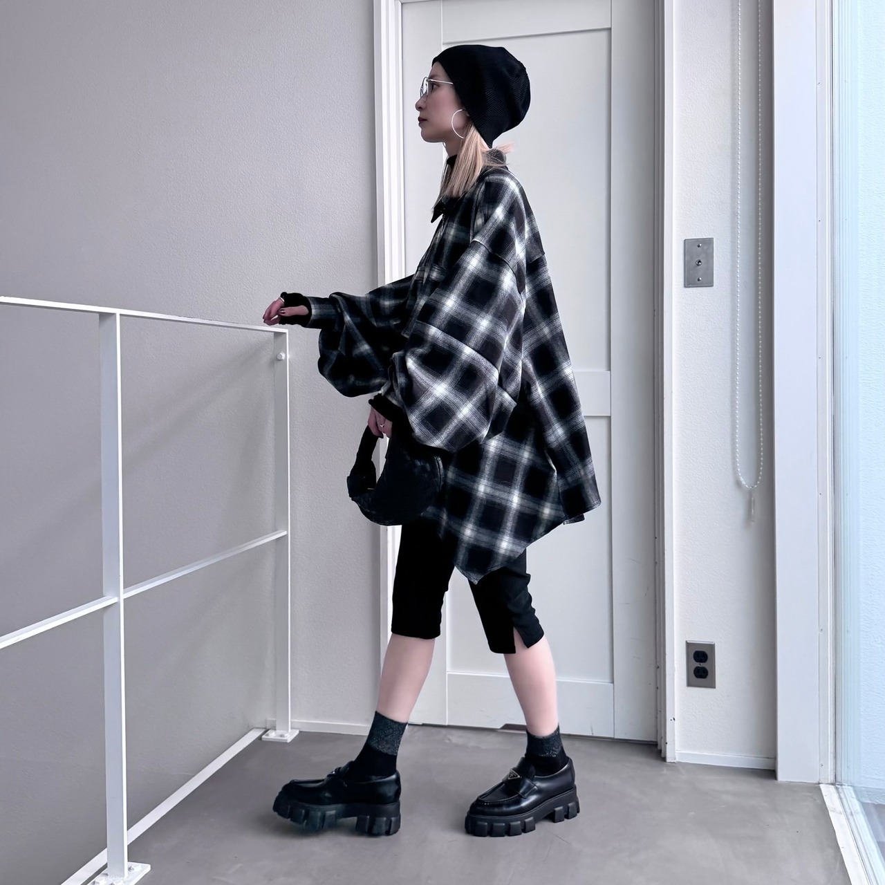 Ombre check asymmetric zip JK/black