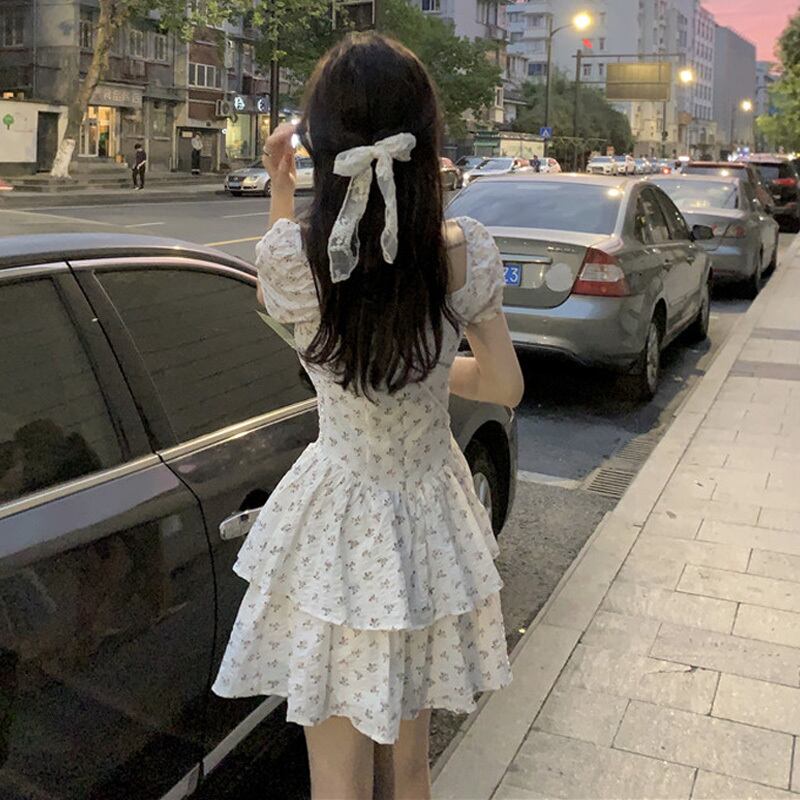 フローラルホワイトドレス サマースリーブスカート 大人ガーリー スウィート キュート カジュアル 夏物 花柄 スクウェア 萌量不足66887488963