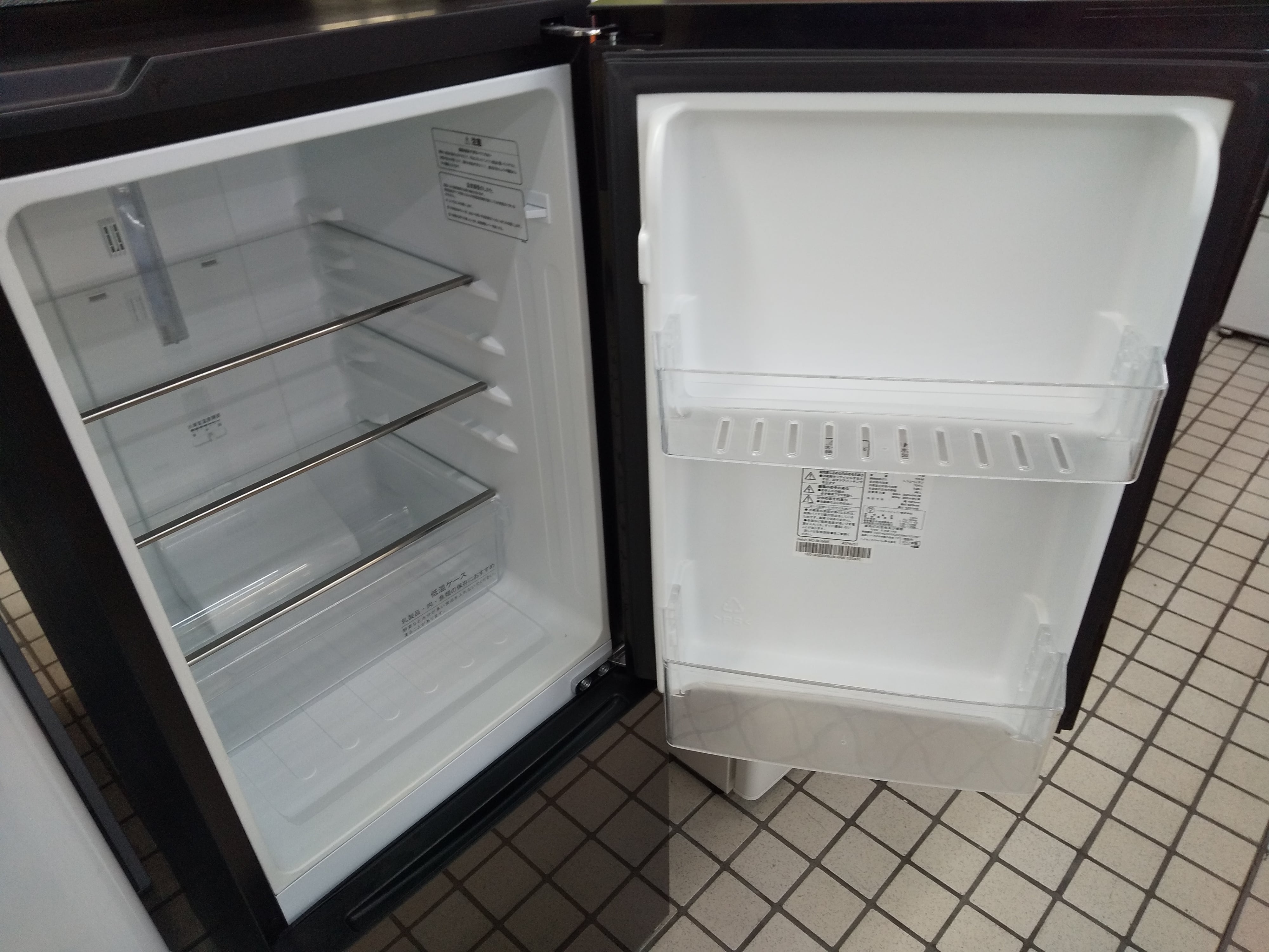 ハイセンス 2ドア冷蔵庫 154L HR-G1501 2017 | 高く買取るゾウ  