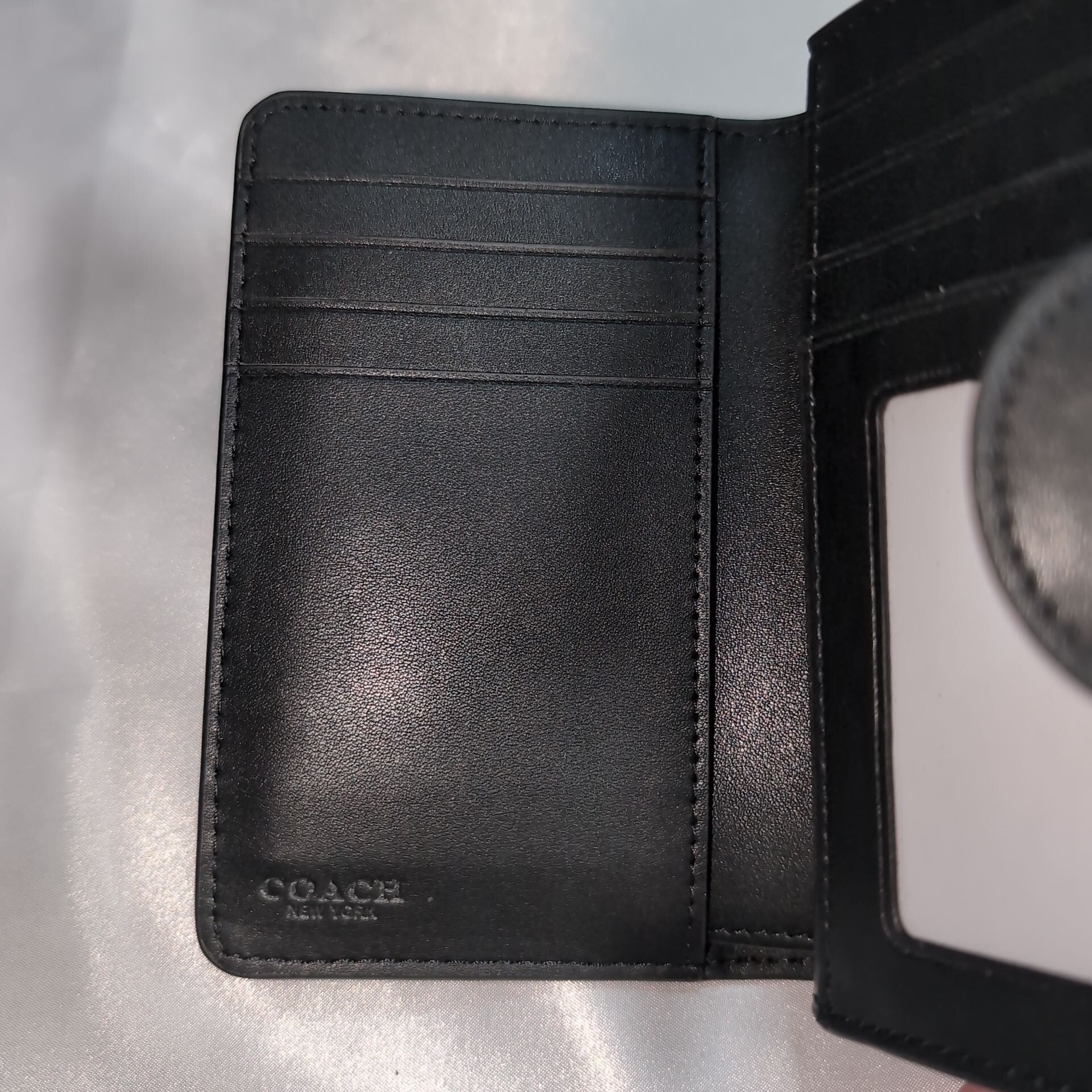 COACHコーチ 二つ折り財布 ミディアム コーナー ジップ ウォレット