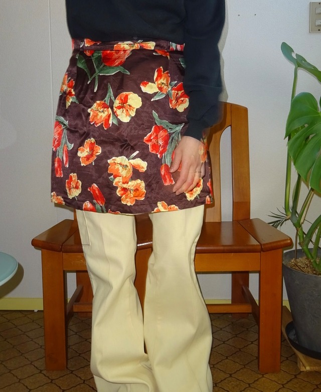80s-90s European Floral Print Midi Skirt