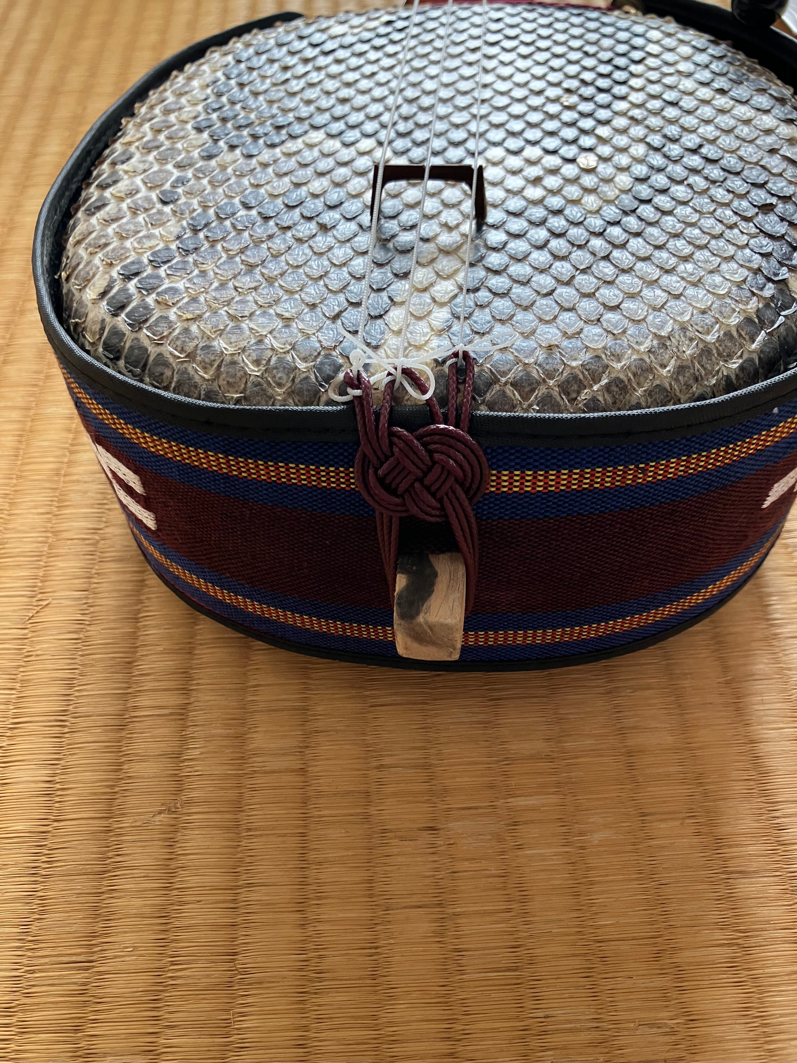 クオレ三線工房えぞ三弦