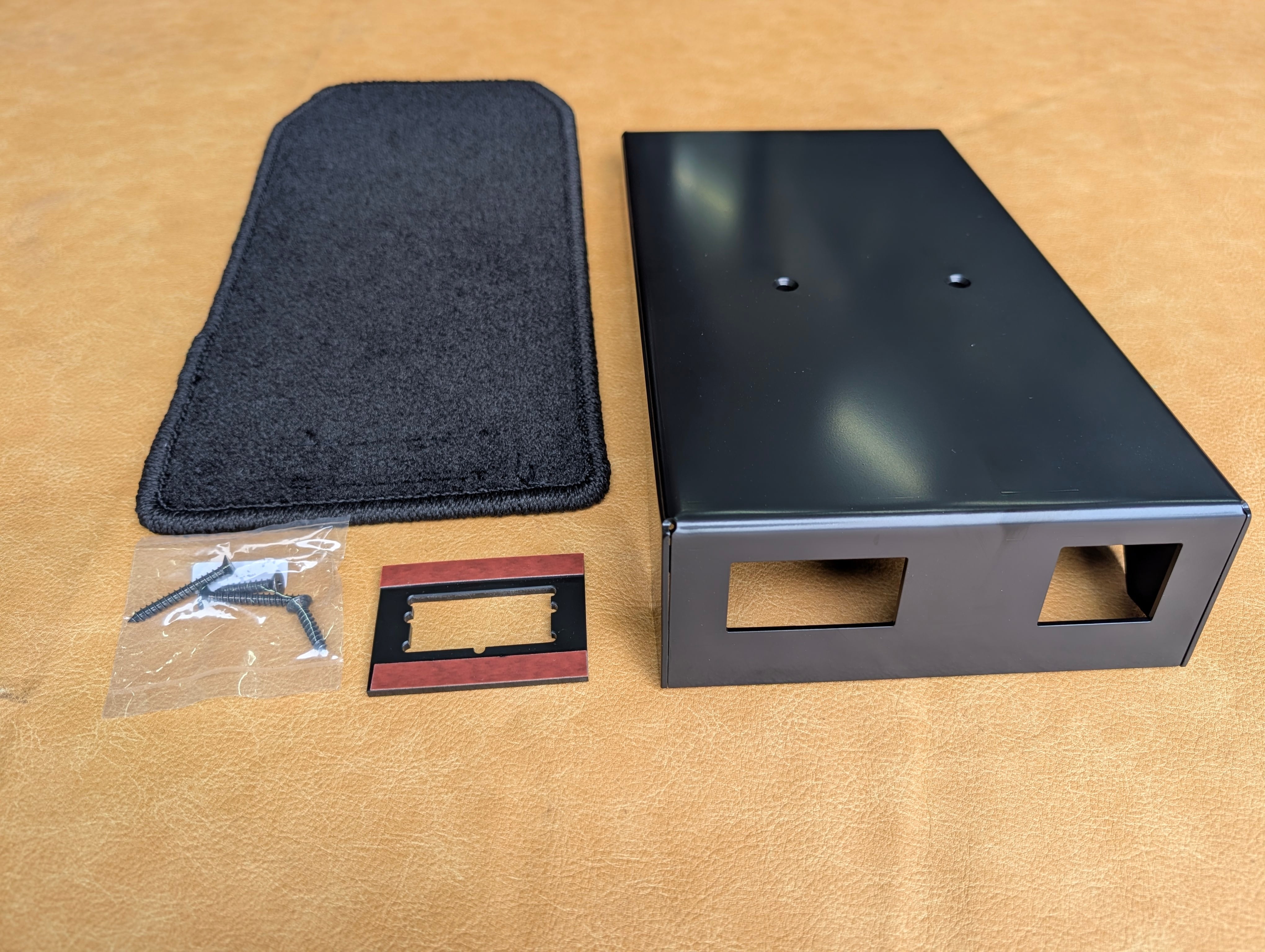 26型 デリカD:5専用 MDF ウォークスルーキット 新商品 | MDF EQUIPMENT