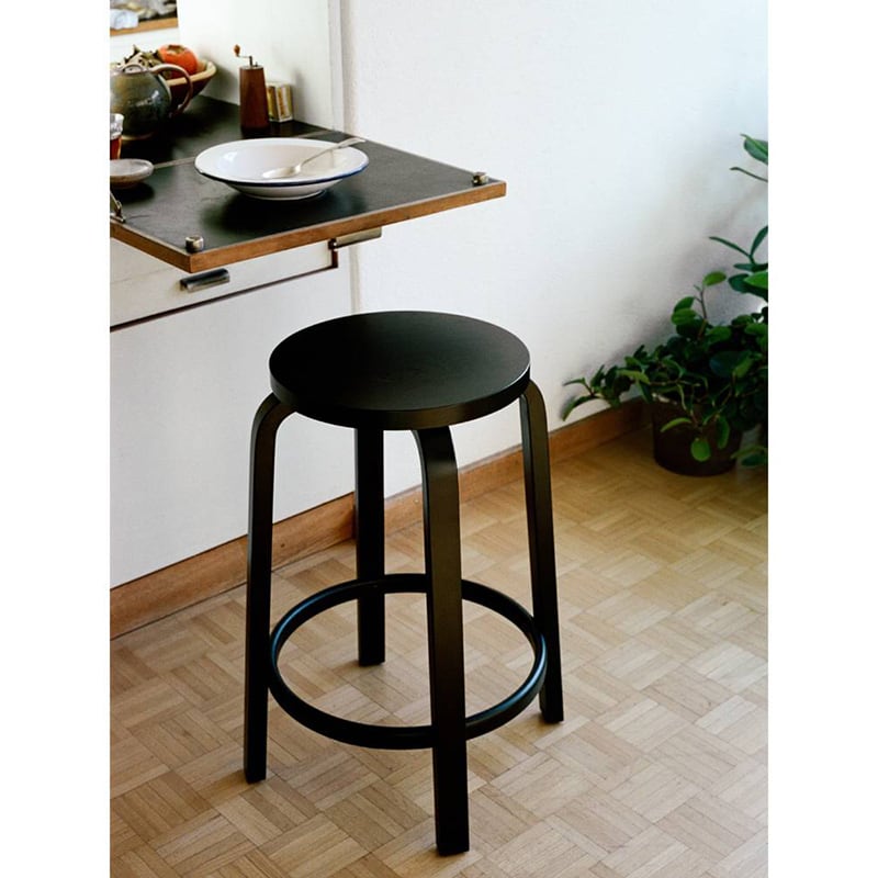 バースツール 64 ブラックラッカー H65［ アルテック ］ | REAL Style