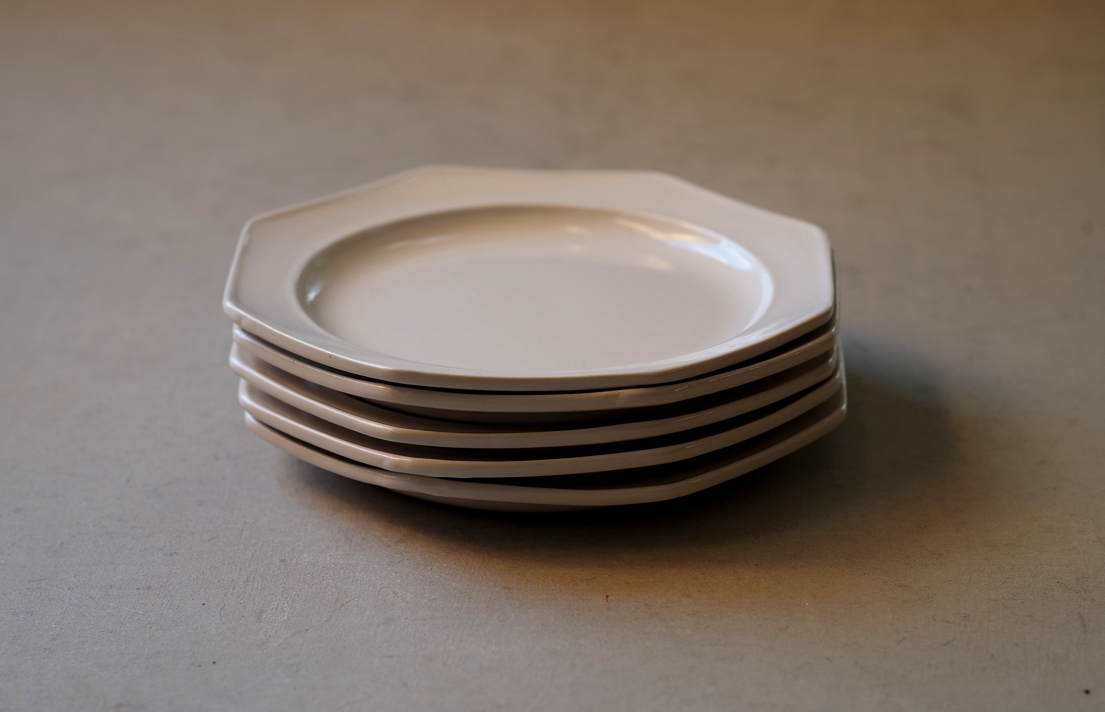 岡田直人 12.八角平皿S | 陶屋なづな 岡田直人 12.八角平皿S | 陶屋なづな