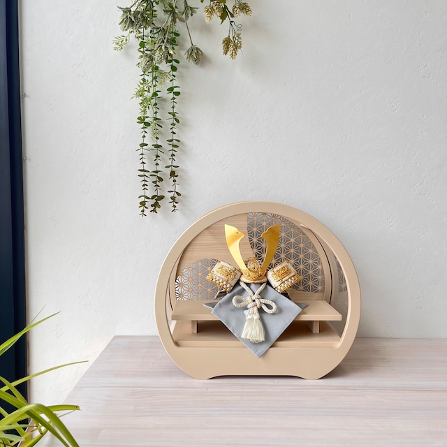 悠8号　円形ケース飾り