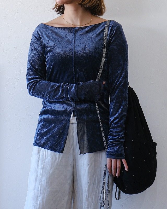 Center Slit Velor Top (Navy)