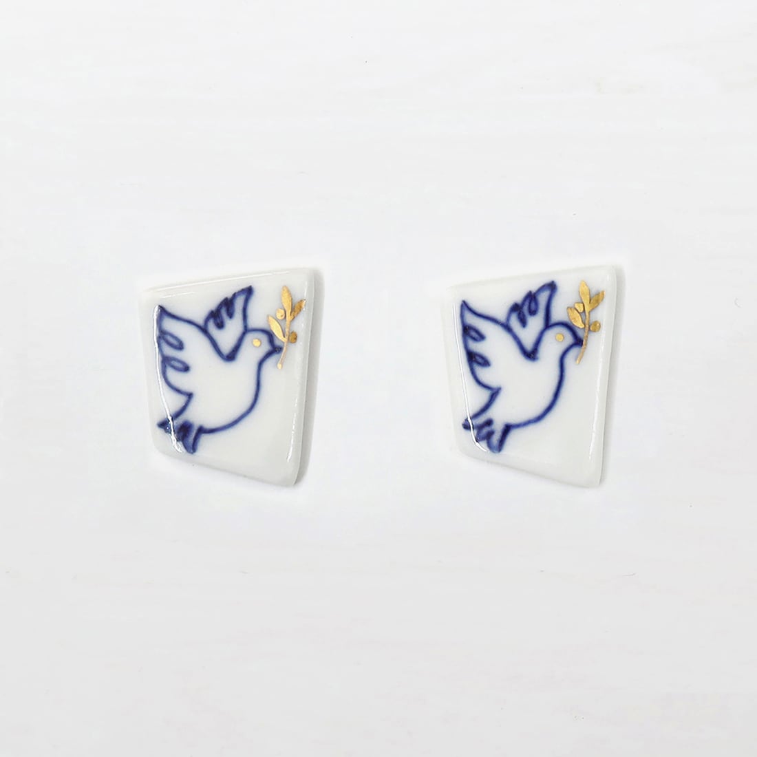 【eb2】Lサイズ 染錦 白鳩オリーブ イヤリング/ピアス/ノンホールピアス/樹脂ピアス