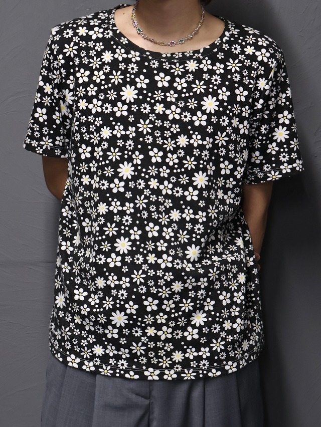 flower design compact top