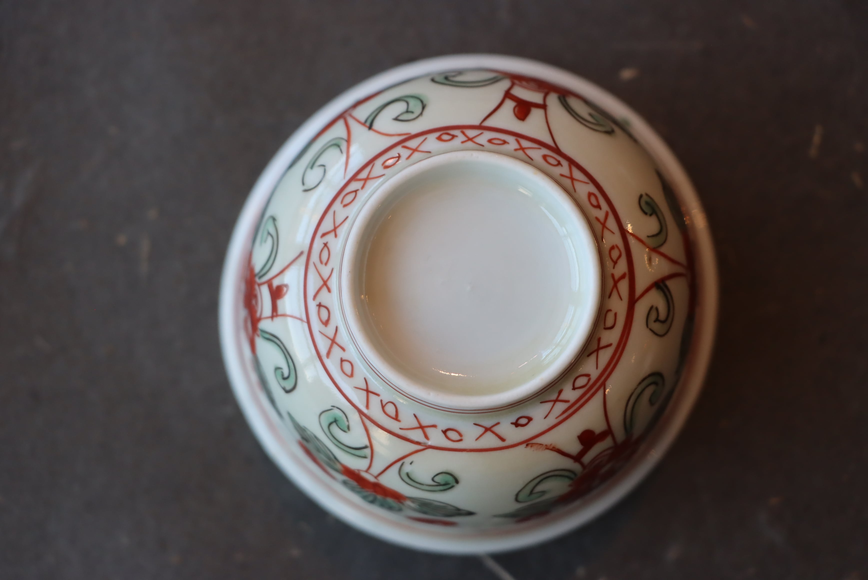 伊万里焼 色絵 花唐草文 湯呑 向付 ラスト1/Imari cup | (有)新原美術