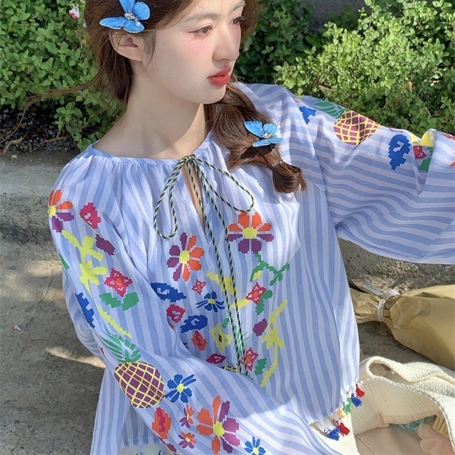 予約販売】 トップス シャツ ストライプ柄 刺繍 花柄 長袖 ブルー 
