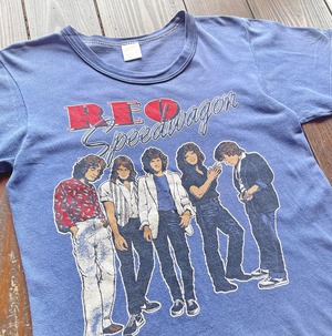 80s 〝 REO Speedwagon 〟 Tour 1981 T-Shirt  Sportwear body  Size MEDIUM