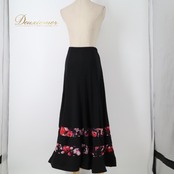 社交ダンス 衣装 Leirena レイリーナ スカート レッスンウェア ブラック系 ピンク系 レッド系 パープル系 花柄 赤 黒 紫 スタンダード 練習着 練習用 モダン 上品 気品 エレガント かわいい 大人っぽい 華やか レディース 競技ダンス ソシアルダンス ボールルームダンス モダンフラワー 花柄スカート タンゴ ワルツ スタンダードダンス ラテン 発表会 競技用 ダンスウェア ダンス服 フレアスカート 社交ダンス練習 社交ダンスレッスン フォーマル 上品レディース エレガントレディース
