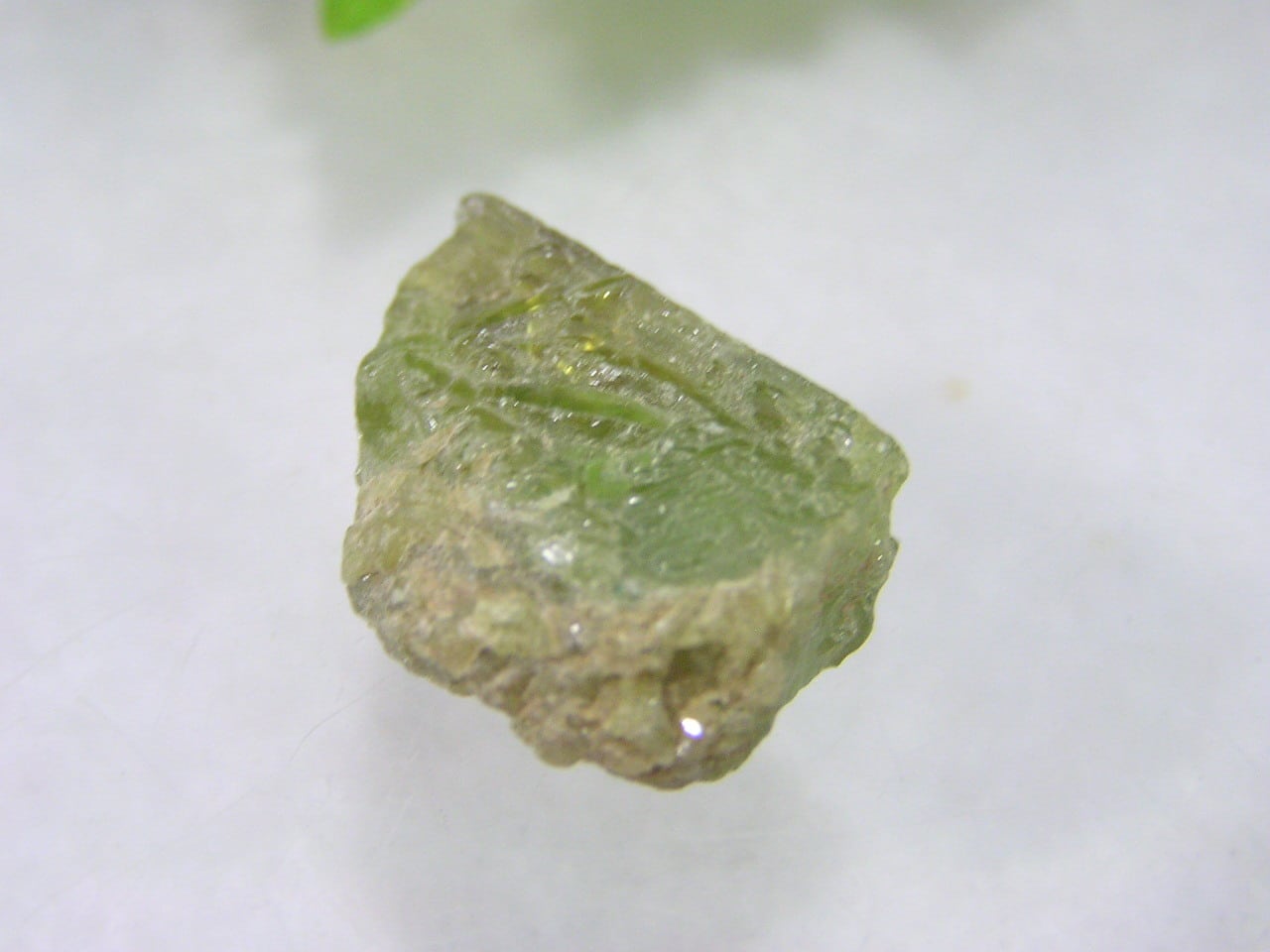 天然石 スフェーン 結晶 原石 (201) 鉱物 鉱石 標本 置物 天然石