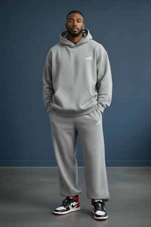 Kicks Logo Sweat Pants - ash