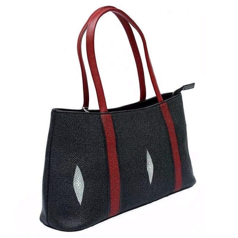 伊と忠 和洋装バッグ スティングレー(アカエイ皮革) 楽天市場】スティングレイ バッグの通販