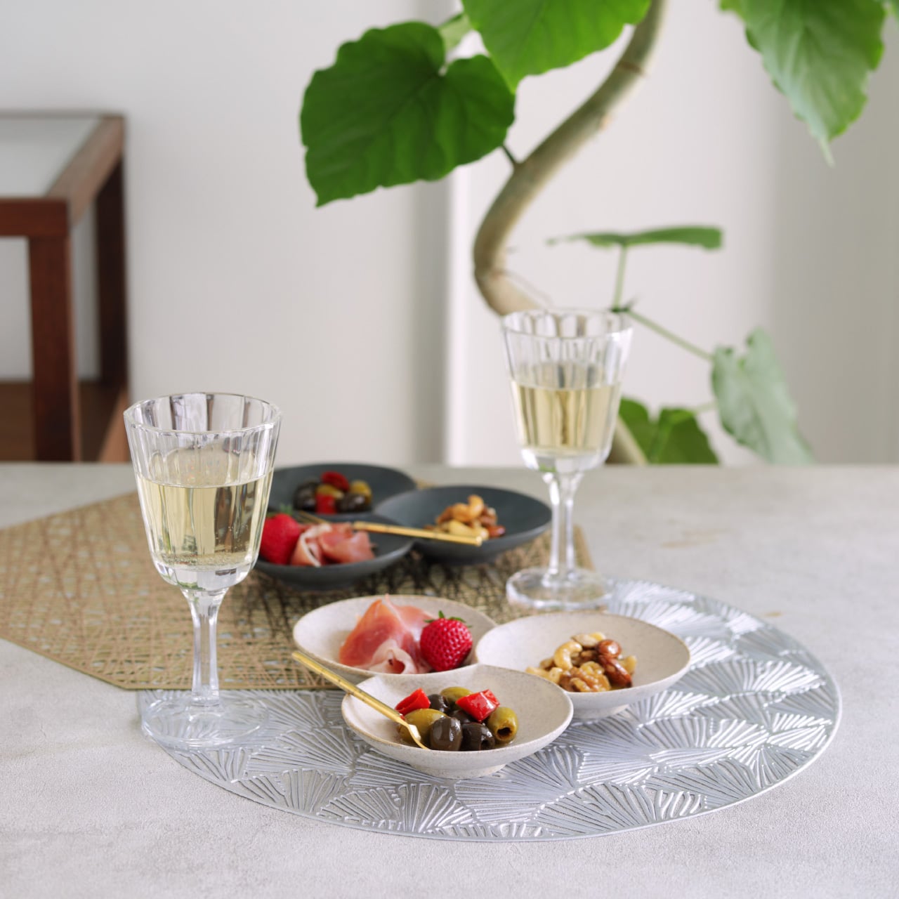 確認♡画像2枚♡楕円皿♡丸仕切りプレート♡オーダー受け付け 確認♡画像2枚♡楕円皿♡丸仕切りプレート♡オーダー受け付け