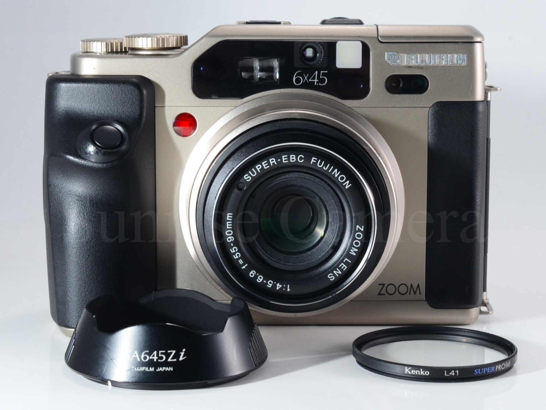 【動作未確認】FUJI GA645 Professional FUJIFILM GA645Zi Professional / SUPER EBC FUJINON 55-90mm F4.5-6.9