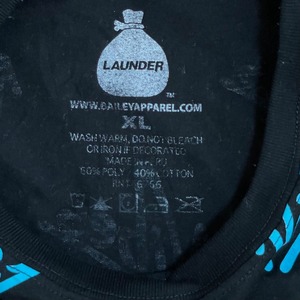 【LAUNDER】クマ vibes ロゴ 総柄 オールパターン アニマルプリント Tシャツ XL ビッグサイズ 黒T 半袖 夏物 US古着